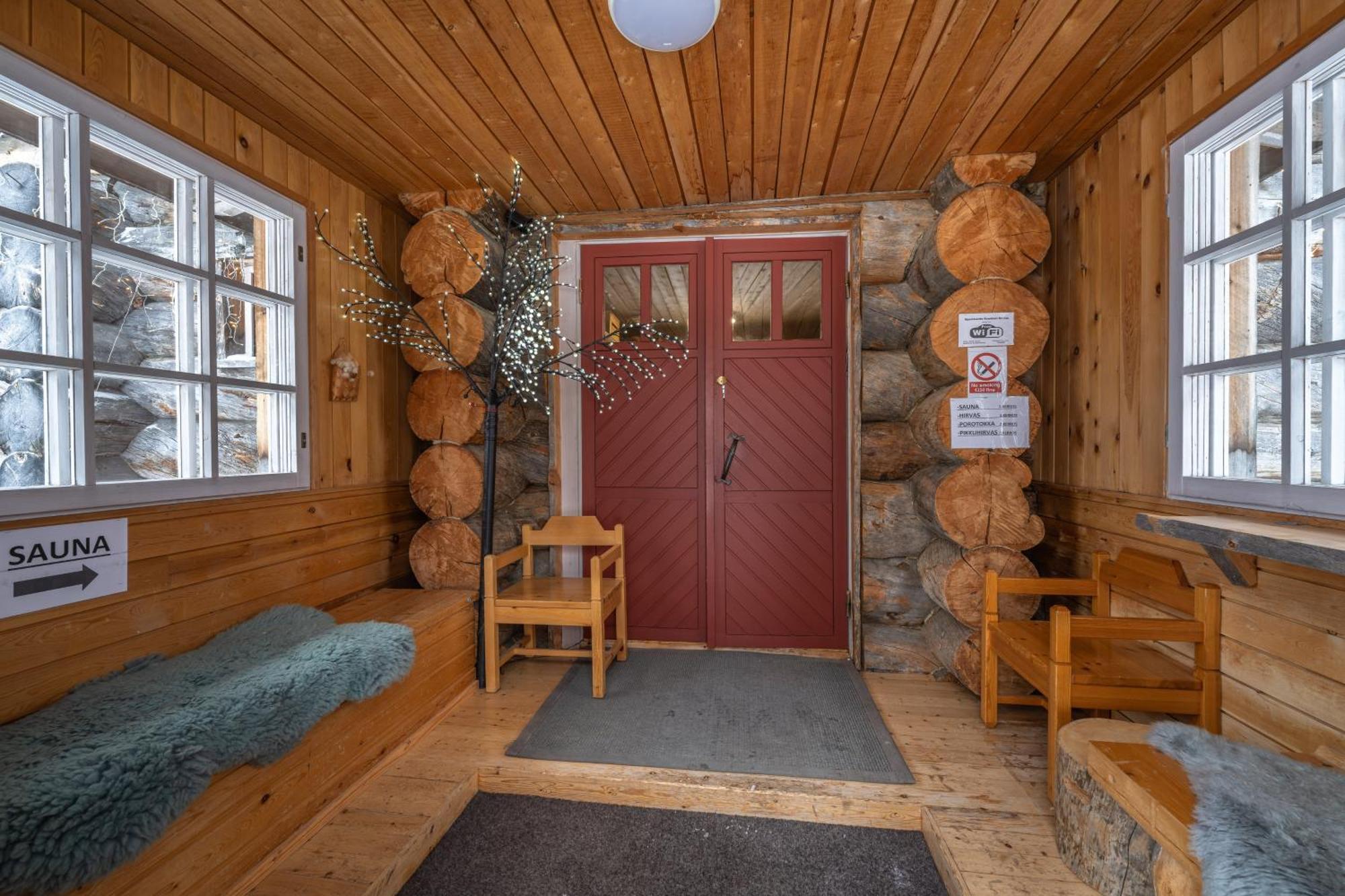 Kuukkeli Apartments Pikku-Hirvas Ja Porotokka Saariselkä Exterior foto